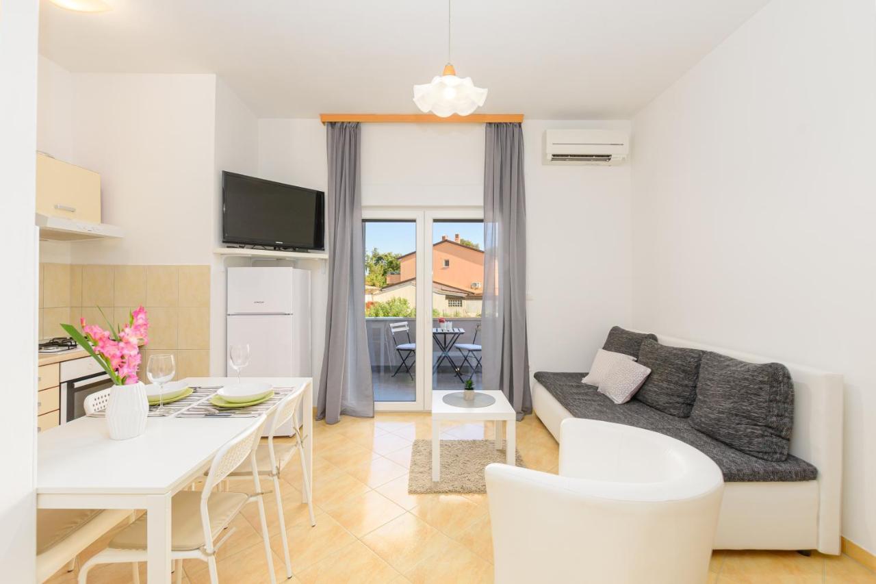 Apartmani Vita, Liznjan - Apartman 2 エクステリア 写真